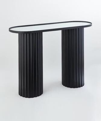 Sobil Side Table