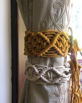 Tie Backs​
