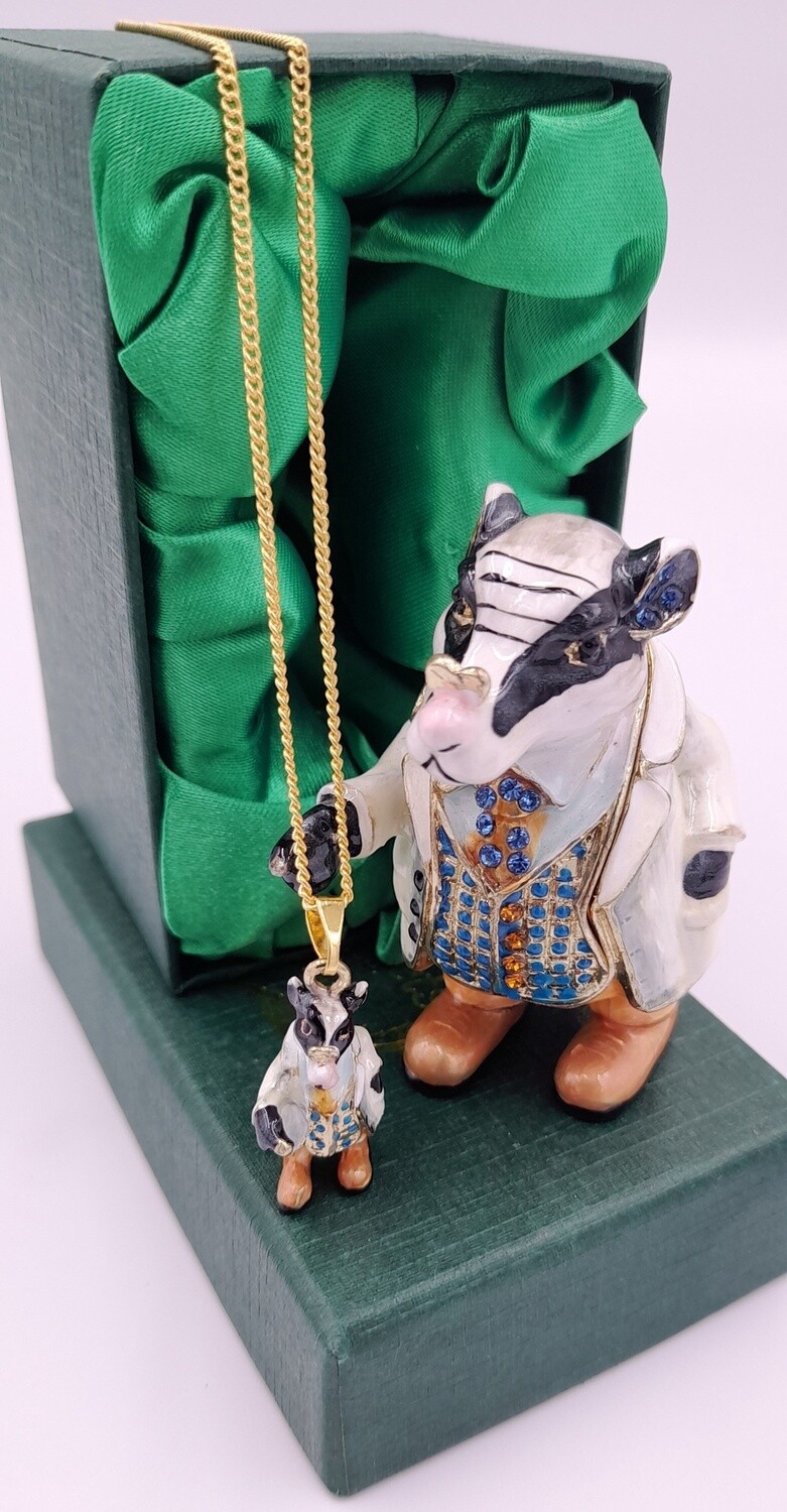 Badger trinket box and pendant Wind in the Willows