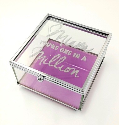 &#39;Mum you&#39;re one in a million&#39; glass trinket box