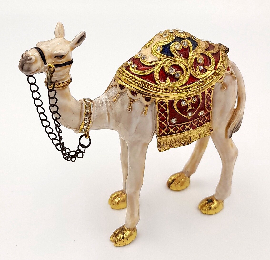Decorative camel trinket box