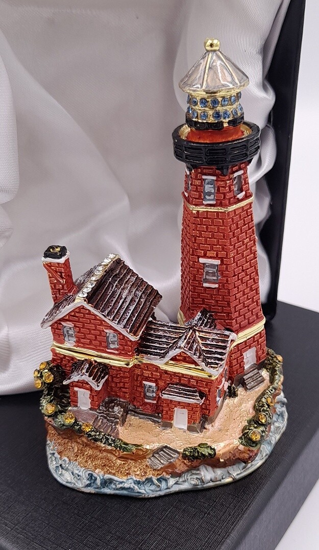 Delightful lighthouse trinket box