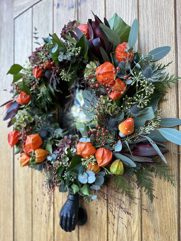 Autumn Wreath Making Workshop {Thurs 17 October}