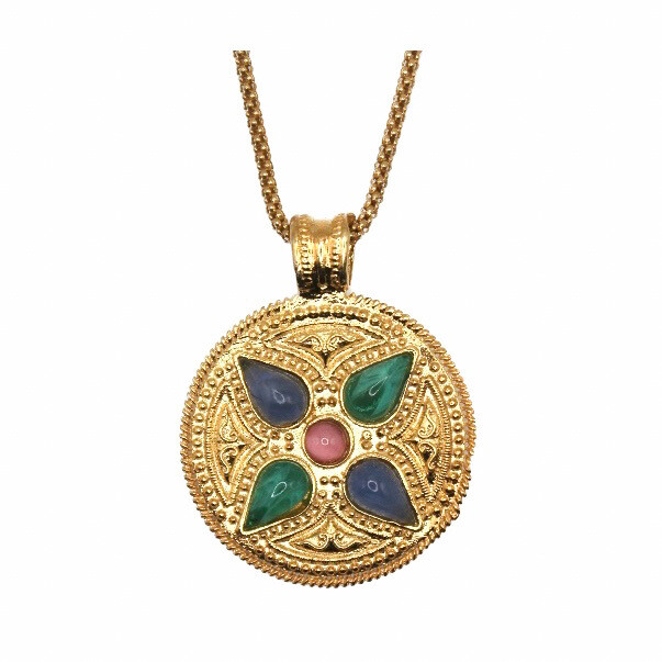 Collana con gemme colorate