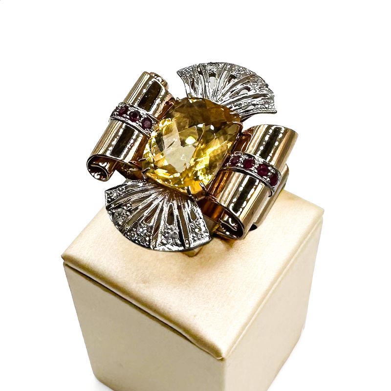 Anello “Ventaglio di Luce” in oro 14 kt con citrino e diamanti