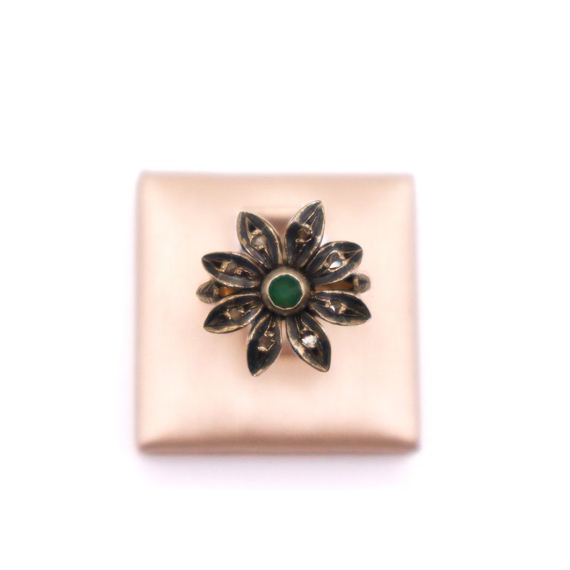Anello vintage anni 30, oro 14 carati. Diamanti e Smeraldo.