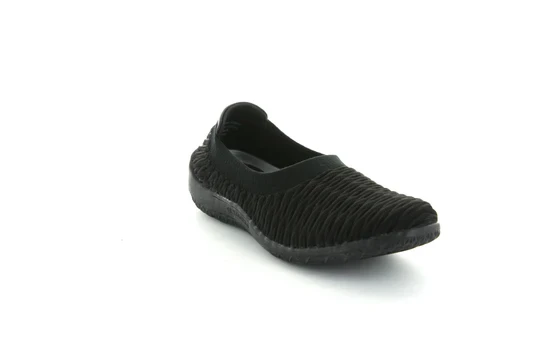 CC Resorts Sam - Black