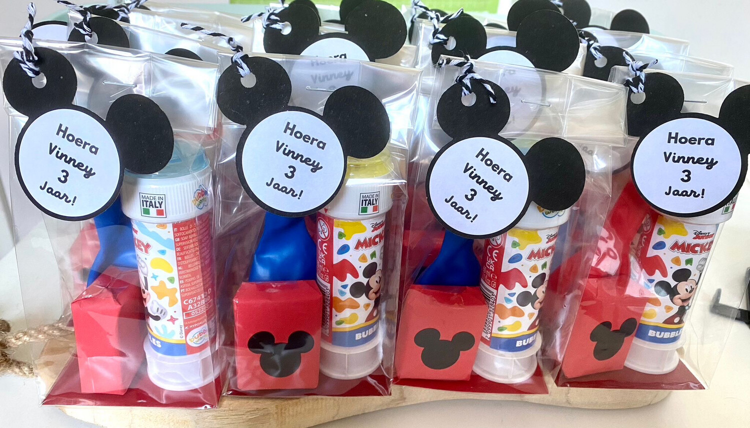 Voorbeeld Traktatie - Mickey Bellenblaas Rozijntjes Ballon