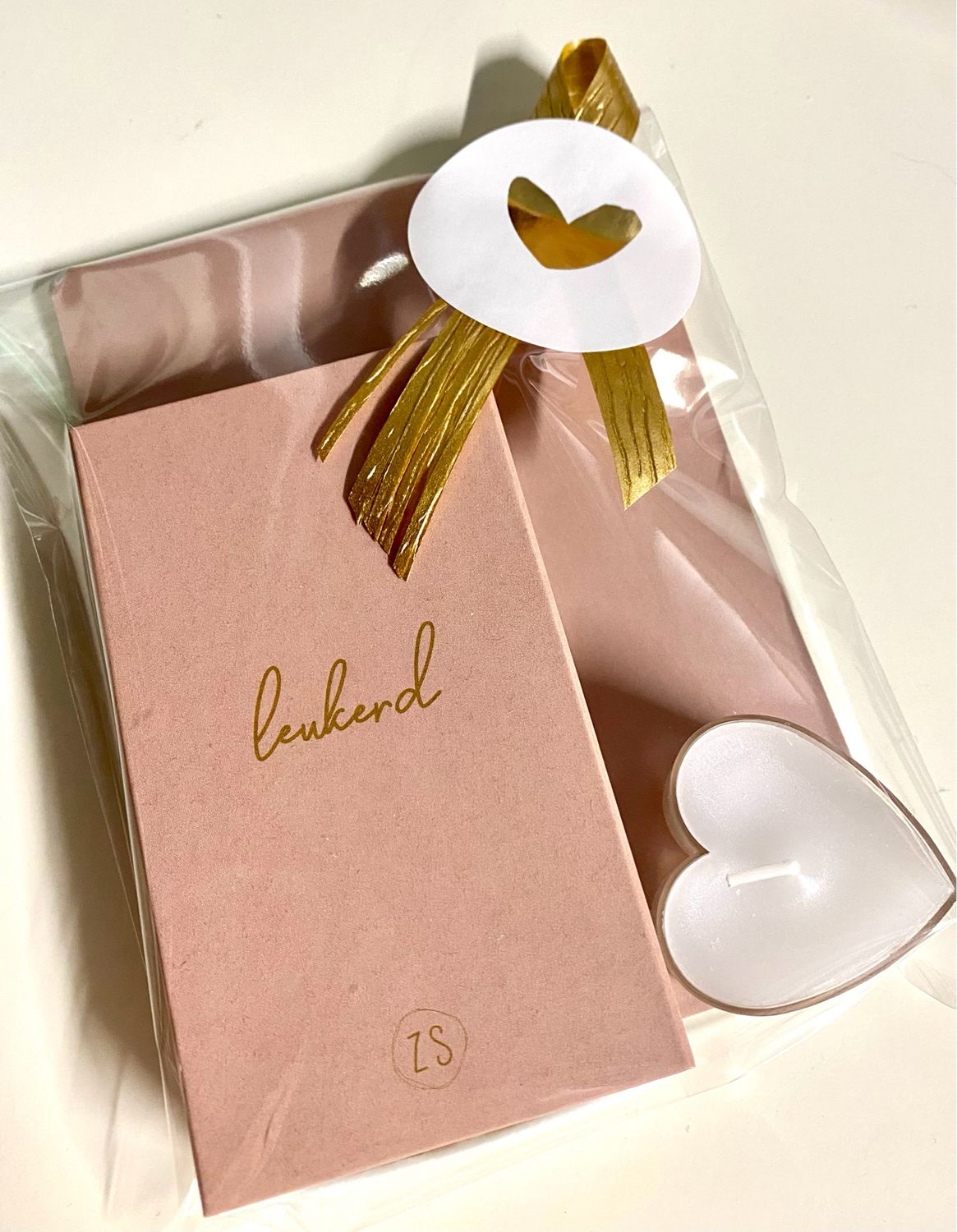 ZUSSS Cadeaupakketje Hoi Leukerd Lucifers Waxine Met Kaart