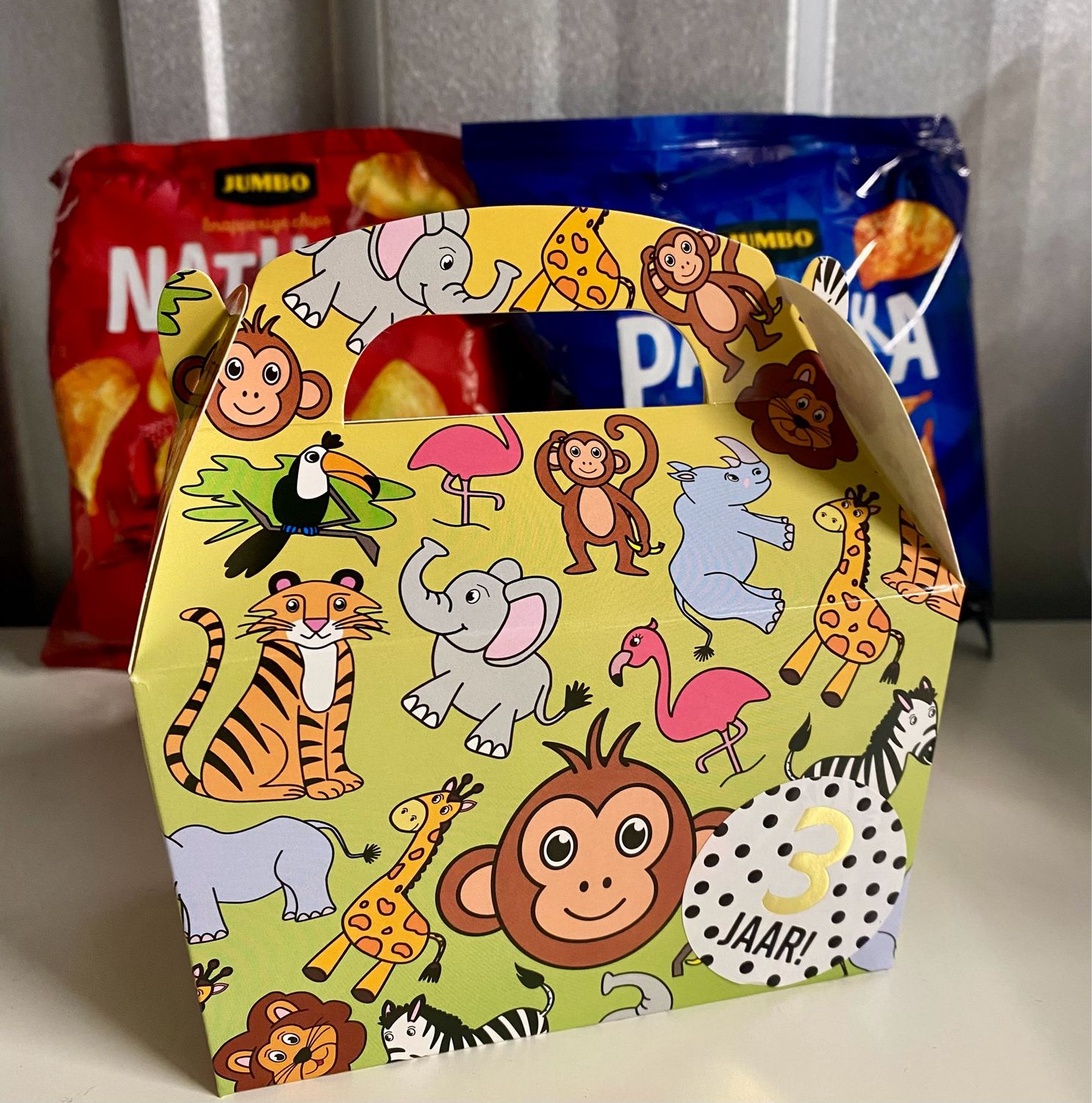 Traktatiedoosje Met Zakje Chips Jungle