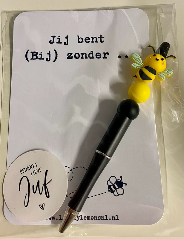 Kaartje Met Bij Pen - Jij Bent (Bij) Zonder Optie Sticker Juf Kaartje Met Bij Pen - Jij Bent (Bij) Zonder Optie Sticker Juf