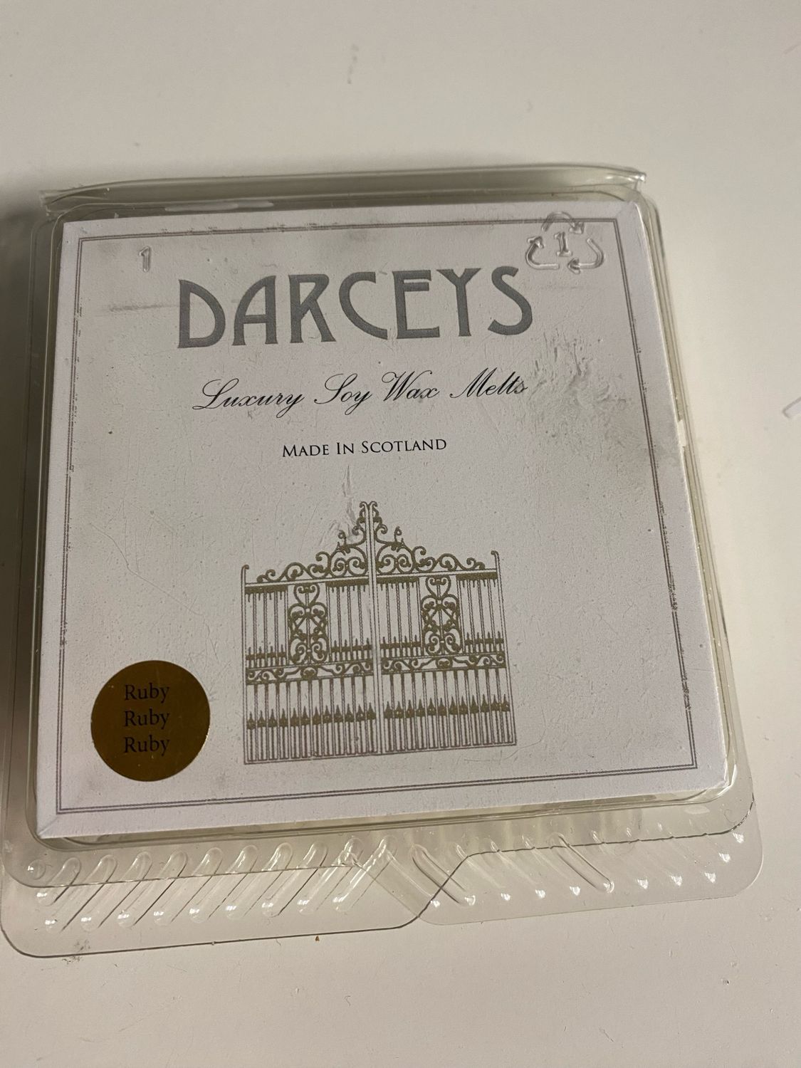 Darceys- ➡️ Geurwax Ruby Ruby Ruby Uitlopend
