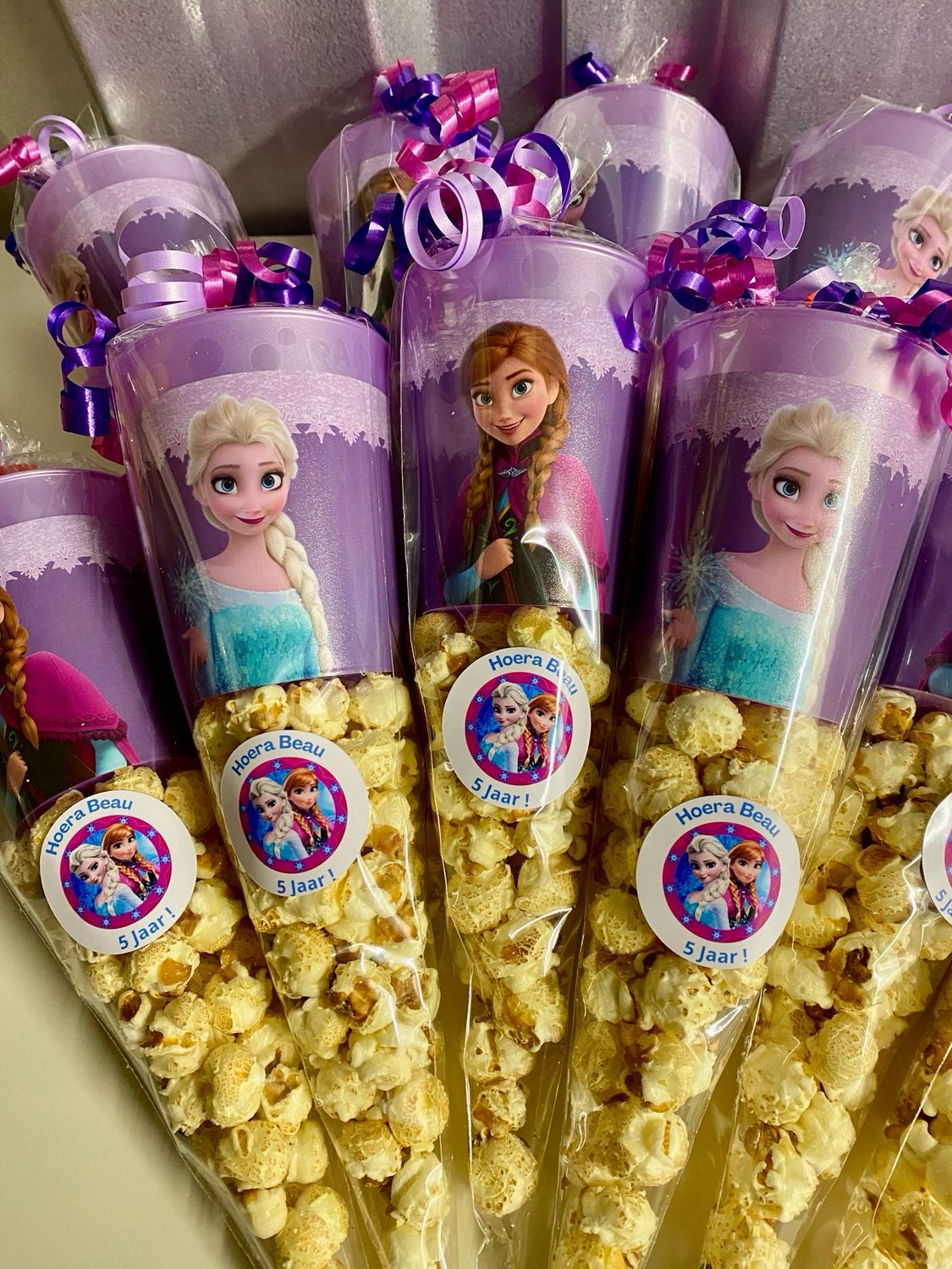 Voorbeeld Traktatie Frozen Beker Popcorn