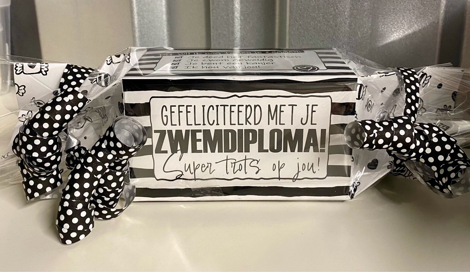 SilliBeads Snoepdoosje Gevuld- Zwemdiploma