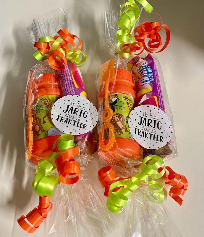 Traktatie Jungle Bellenblaas Kabelspek Zakje Haribo Beertjes
