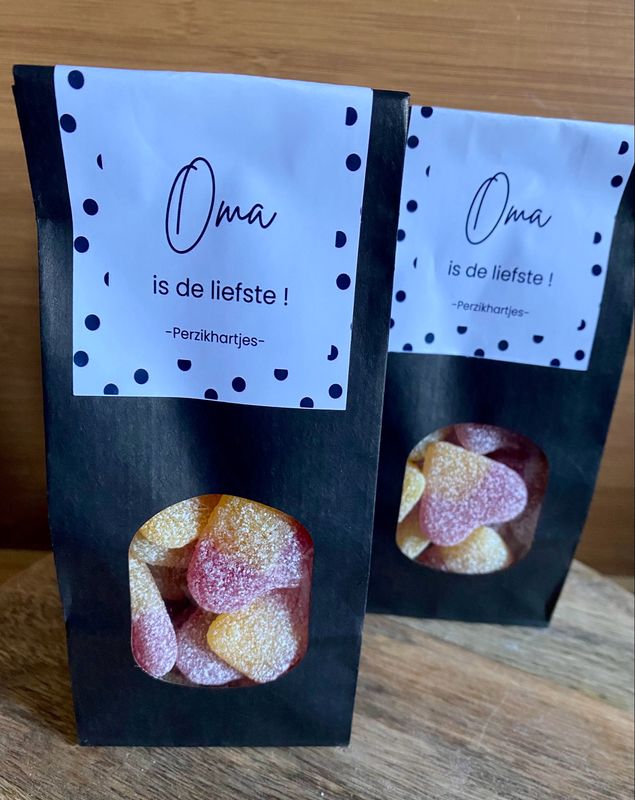 Blokbodemzakje Oma is de liefste perzikhartjes Glutenvrij Vegan