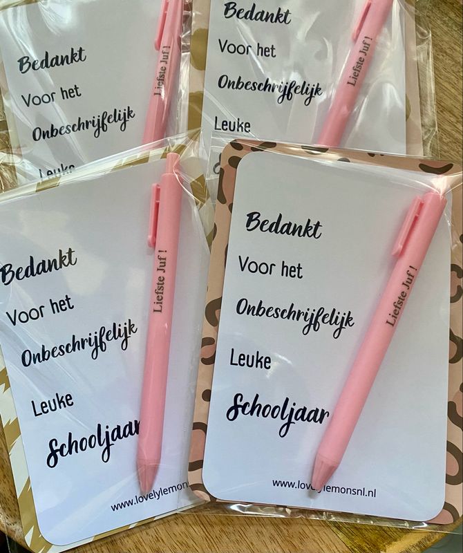 Bedankt Voor Het Onbeschrijfelijk Leuke Schooljaar Pen Liefste Juf Bedankt Voor Het Onbeschrijfelijk Leuke Schooljaar Pen Liefste Juf
