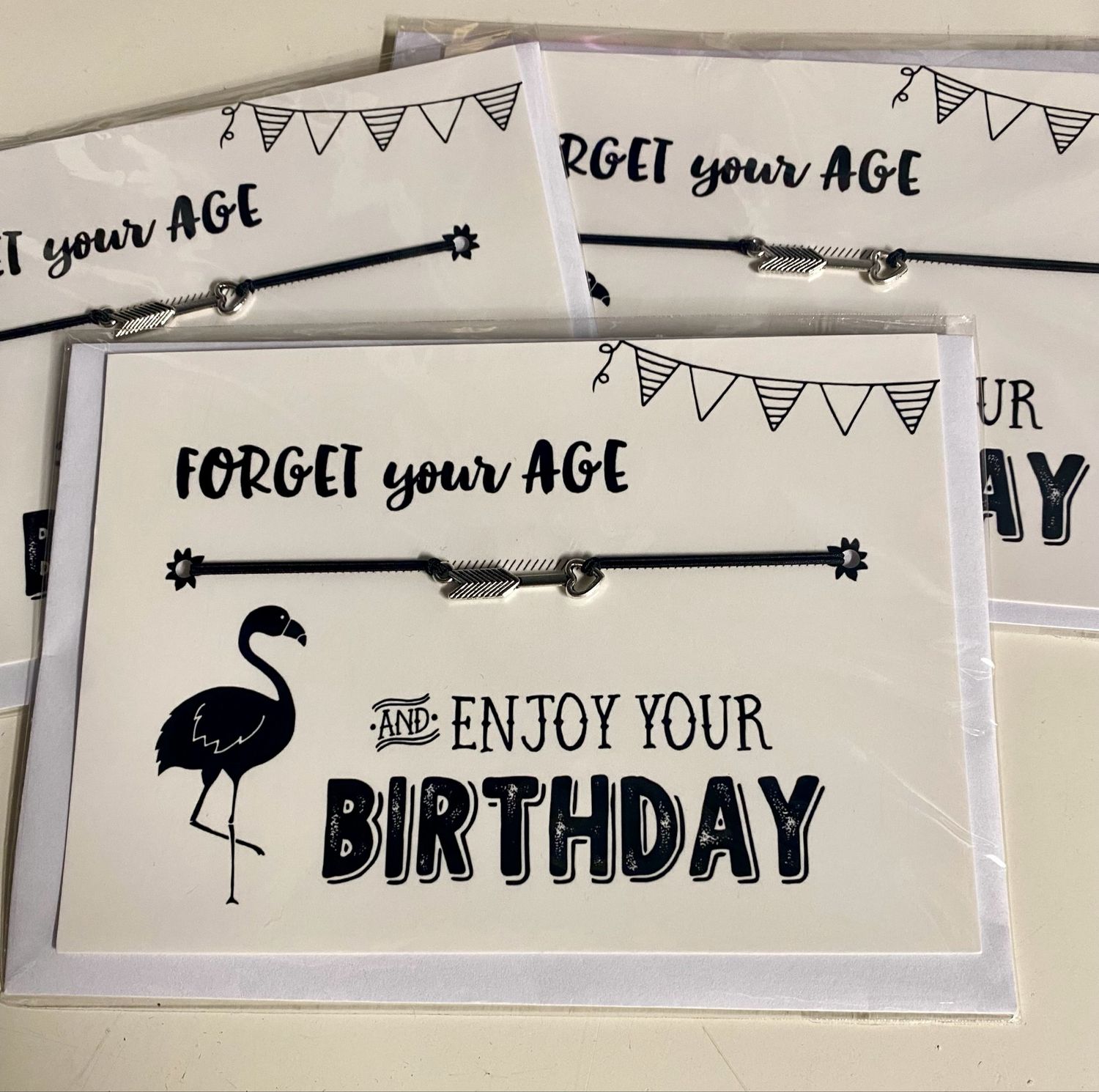 Armbandkaart forget your age Happy Birthday Armbandkaart forget your age Happy Birthday