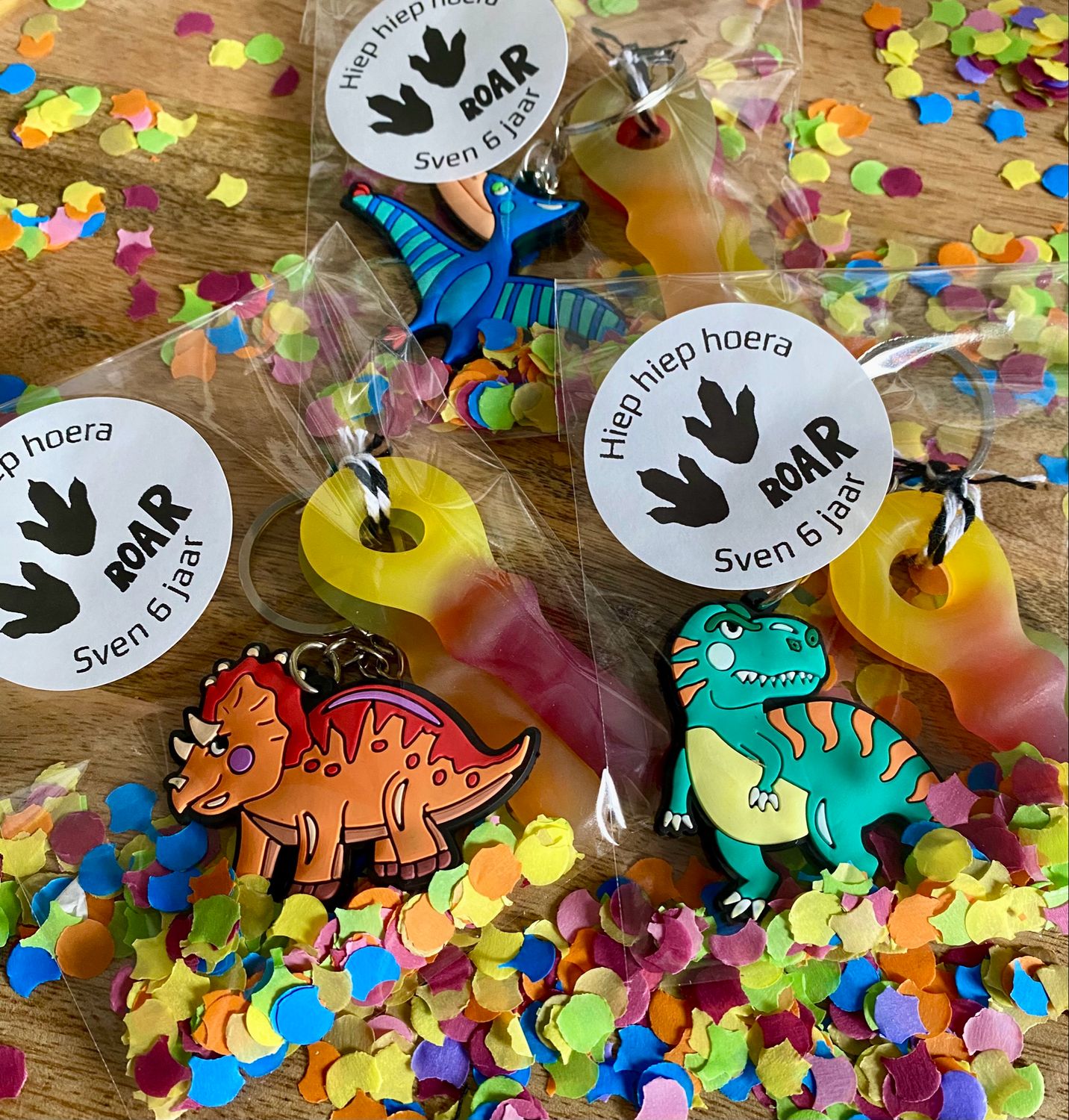 Dinosaurus Sleutelhanger Traktatie Met Fruit Sleutels Vegan Glutenvrij Dinosaurus Sleutelhanger Traktatie Met Fruit Sleutels Vegan Glutenvrij