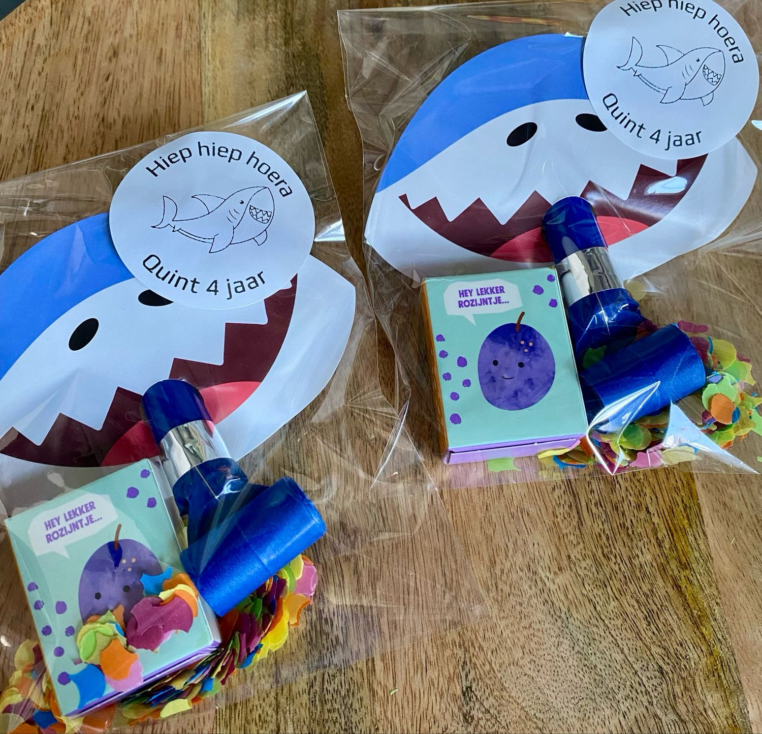 Traktatie Haai Roltong Met Of Zonder Snoepjes Traktatie Haai Roltong Met Of Zonder Snoepjes