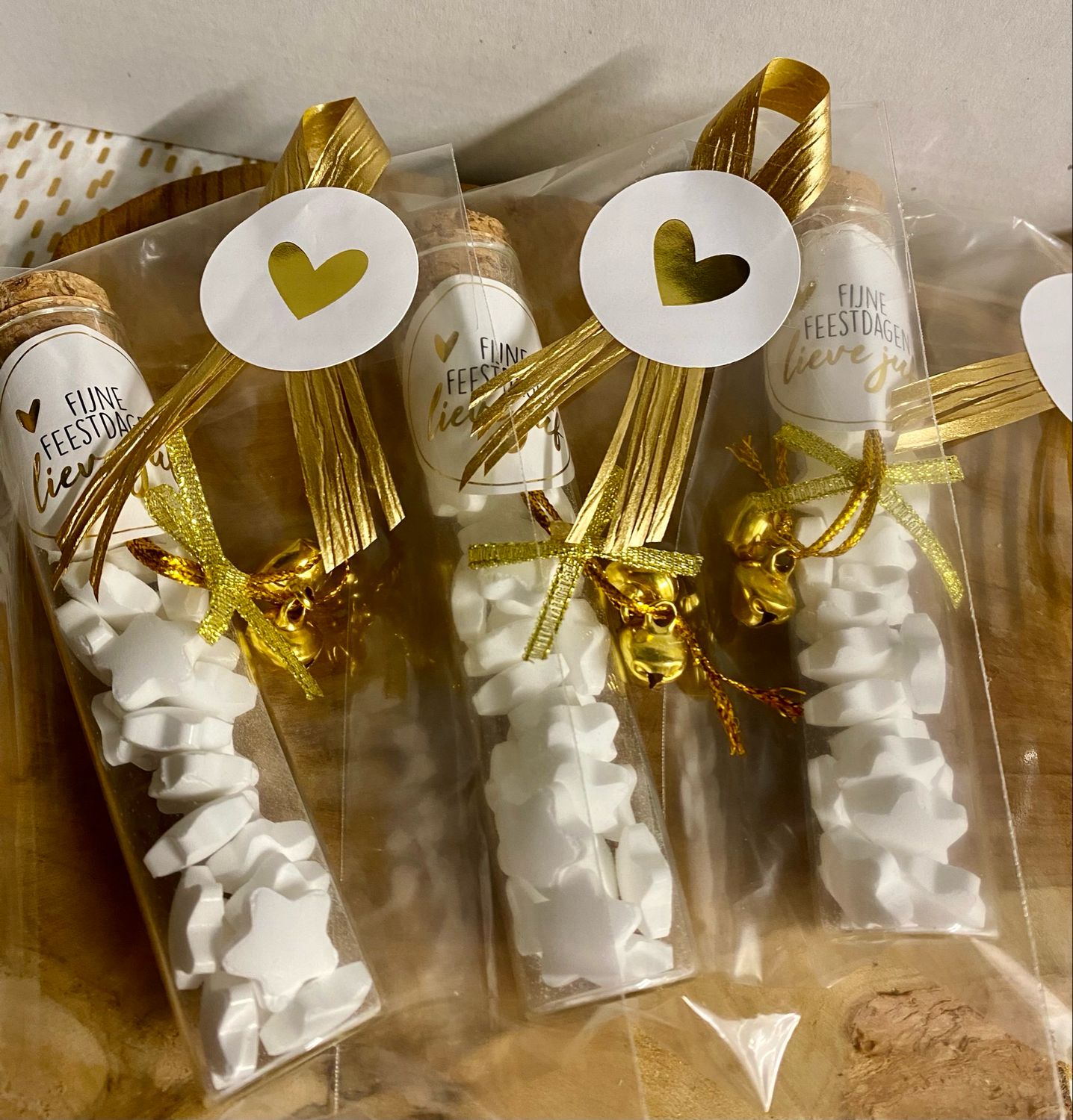 Fijne Feestdagen Lieve Juf Glazen Buisje Pepermunt Sterretjes Fijne Feestdagen Lieve Juf Glazen Buisje Pepermunt Sterretjes