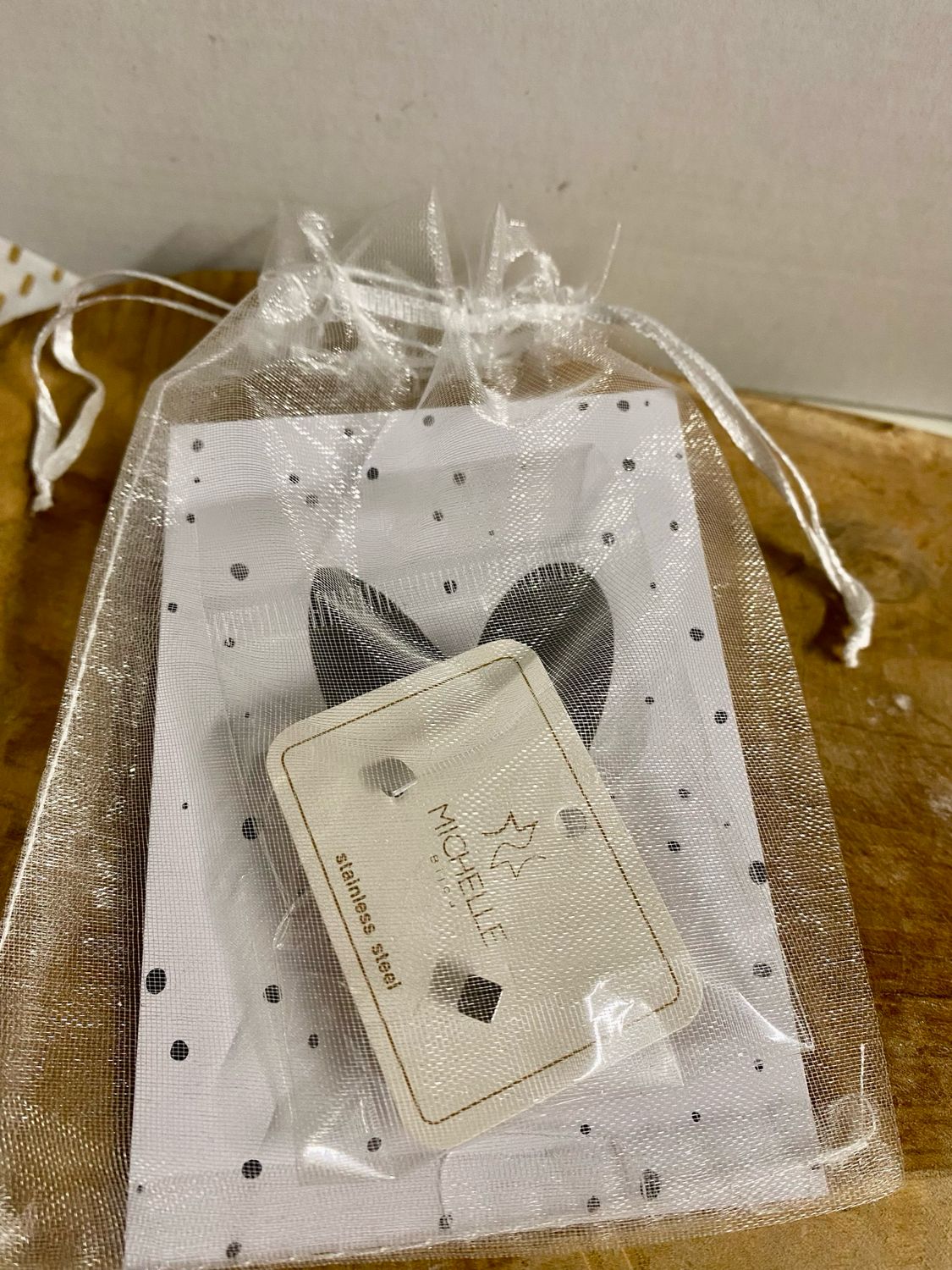 Cadeausetje Oorbellen Vierkantje JE14698 - SILVER Stainless Steel Cadeausetje Oorbellen Vierkantje JE14698 - SILVER Stainless Steel