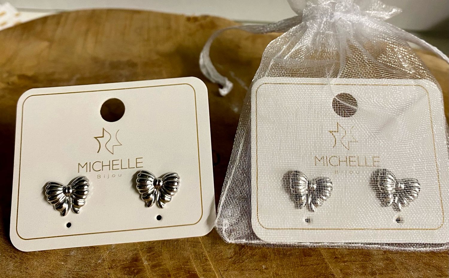 Cadeausetje Oorbellen Strikje Studs JE16160 - SILVER Stainless Steel
