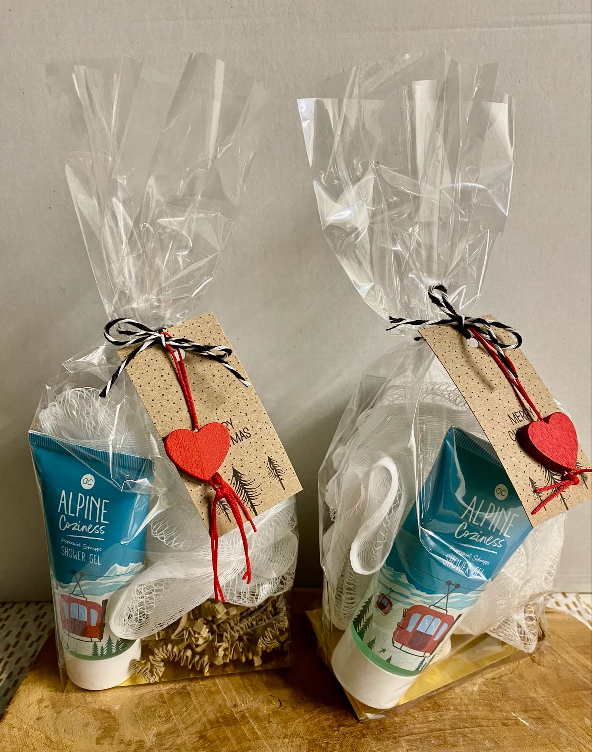 Douchegel ALPINE COZINESS Peppermint Schnapps in Tube Reisformaat 60 ml