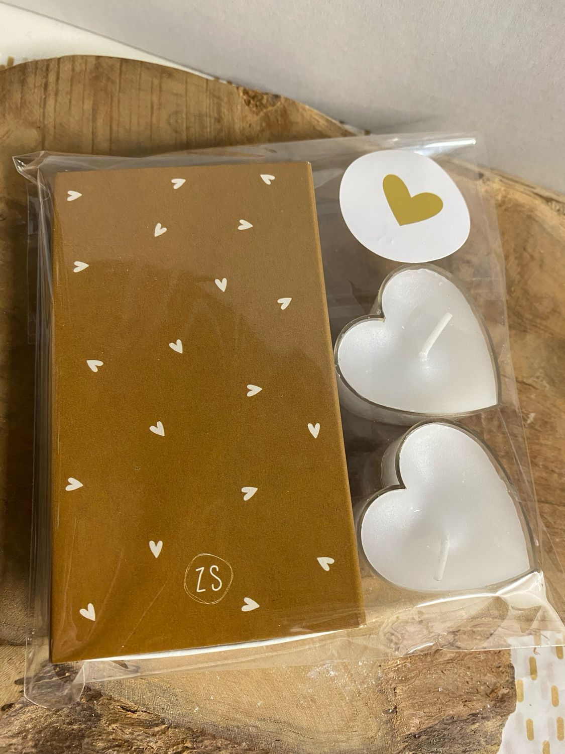ZUSSS Cadeaupakketje Oker Hartjes