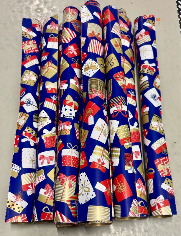 KP® Cadeaupapier Kadootjes feest blauw 30 cm x 1 meter KP® Cadeaupapier Kadootjes feest blauw 30 cm x 1 meter
