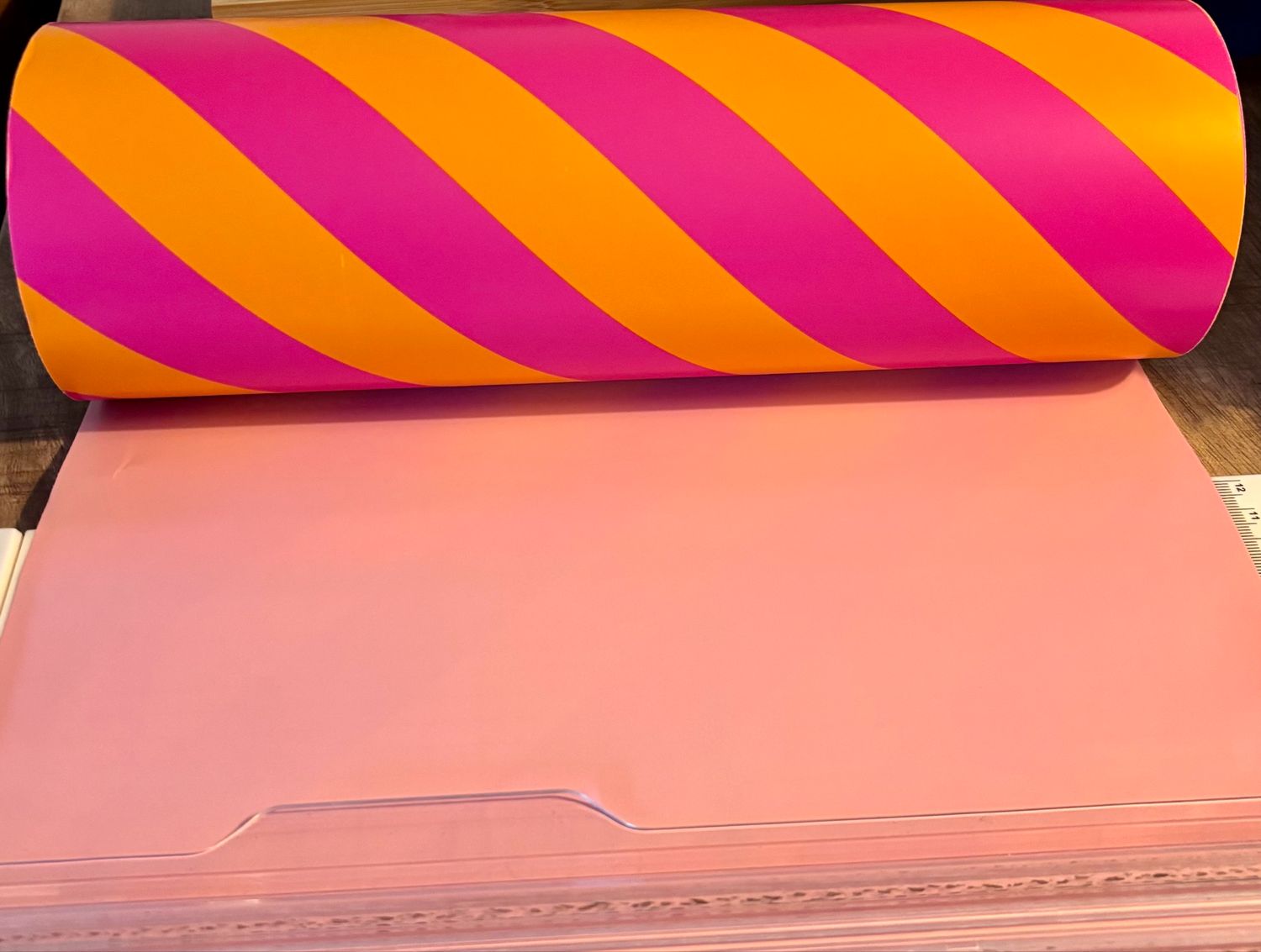 Coated papier Stripes Orange AZ Pink 30 cm x 1 mtr