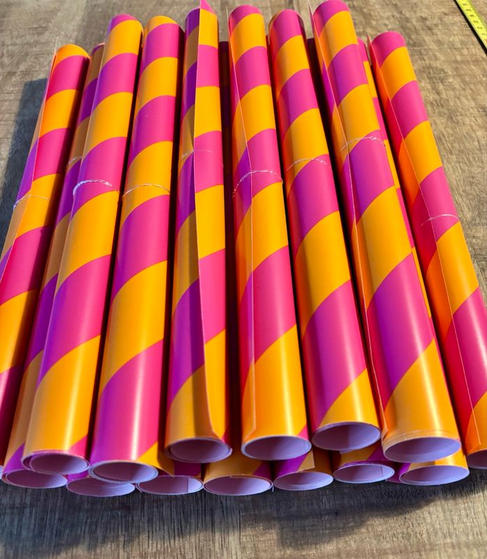 Coated papier Stripes Orange AZ Pink 30 cm x 1 mtr Coated papier Stripes Orange AZ Pink 30 cm x 1 mtr