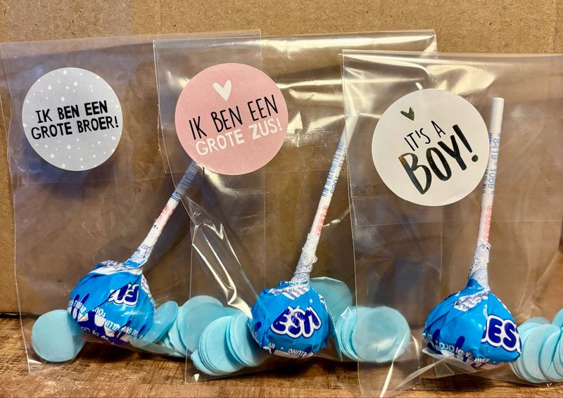 Geboorte Traktatie Met Blauwe Lolly