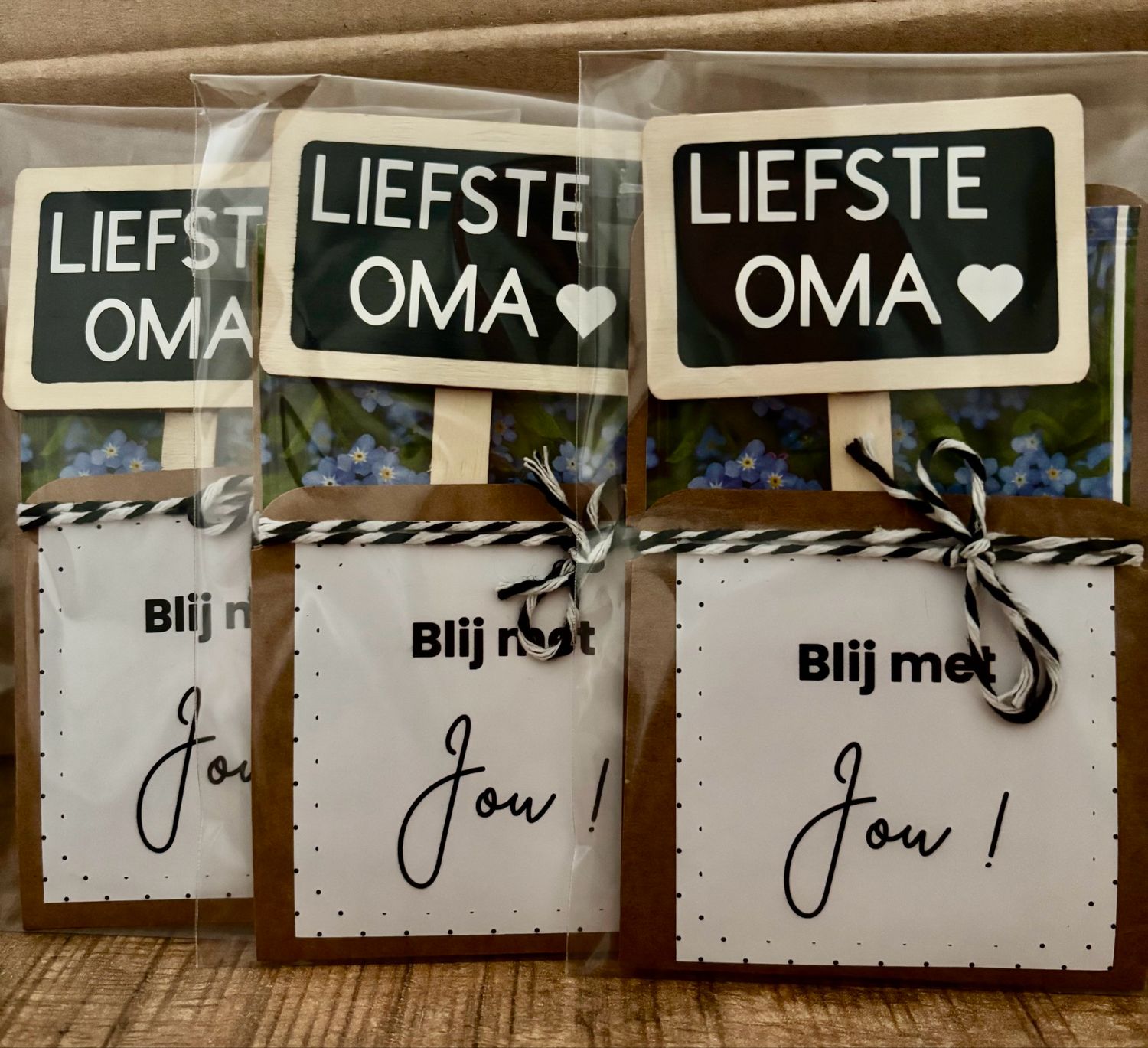Bloemenzaadjes Geschenk Blij Met Jou! plantensteker Liefste Oma