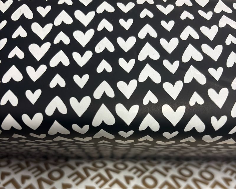 KP® Coated papier Hartjes Zwart Wit 30cm X 1 Meter - KP® Coated papier Hartjes Zwart Wit 30cm X 1 Meter -