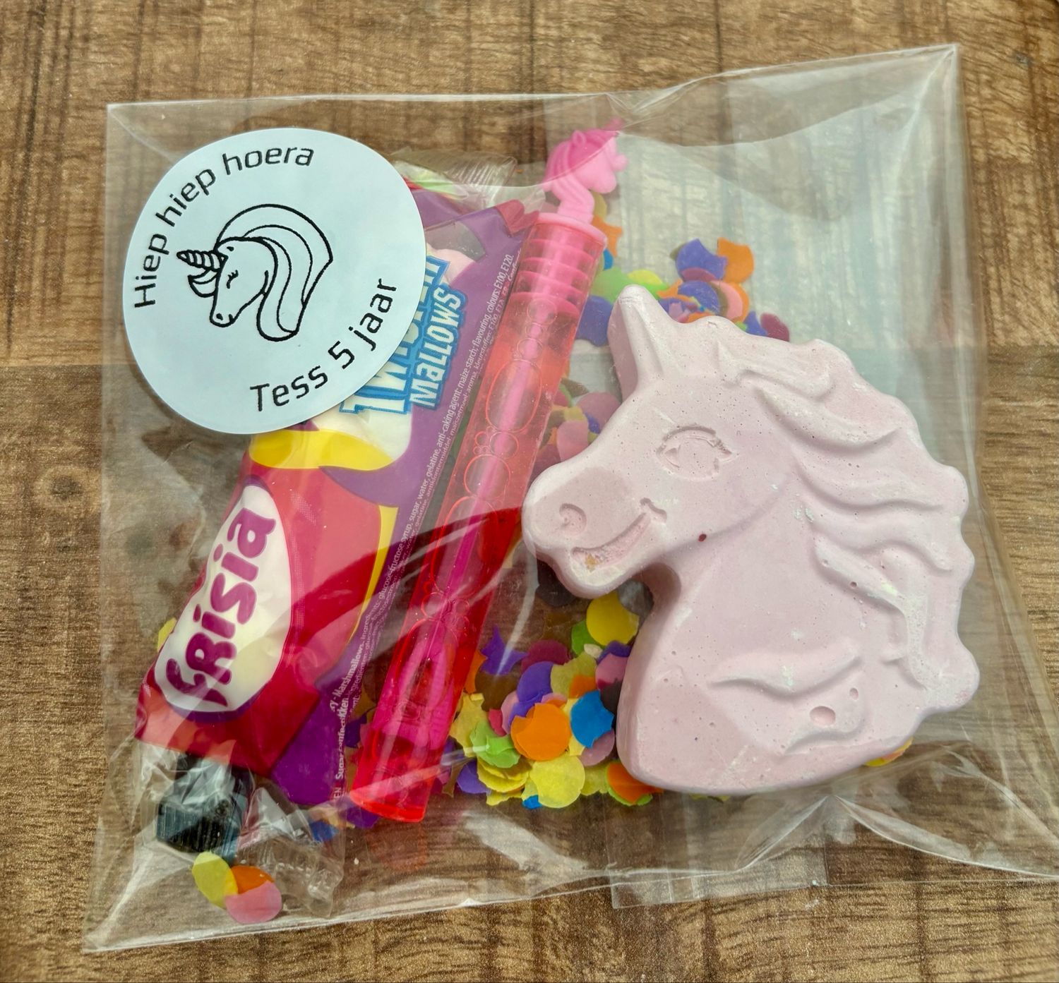 Traktatie Eenhoorn Unicorn Stoepkrijt / Bellenblaas Gepersonaliseerd Met Of Zonder Snoepjes