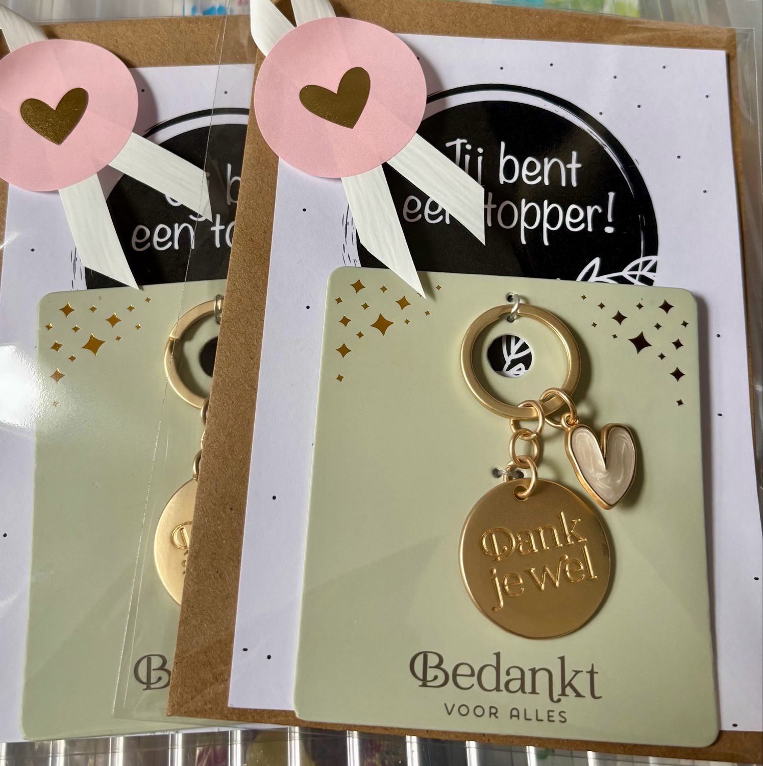 Miko Sleutelhanger Goud Epoxy Bedankt Miko Sleutelhanger Goud Epoxy Bedankt