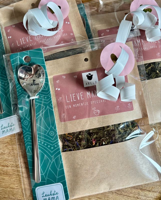 Cadeaupakketje Lieve Mama thee & Miko Hart Lepeltje