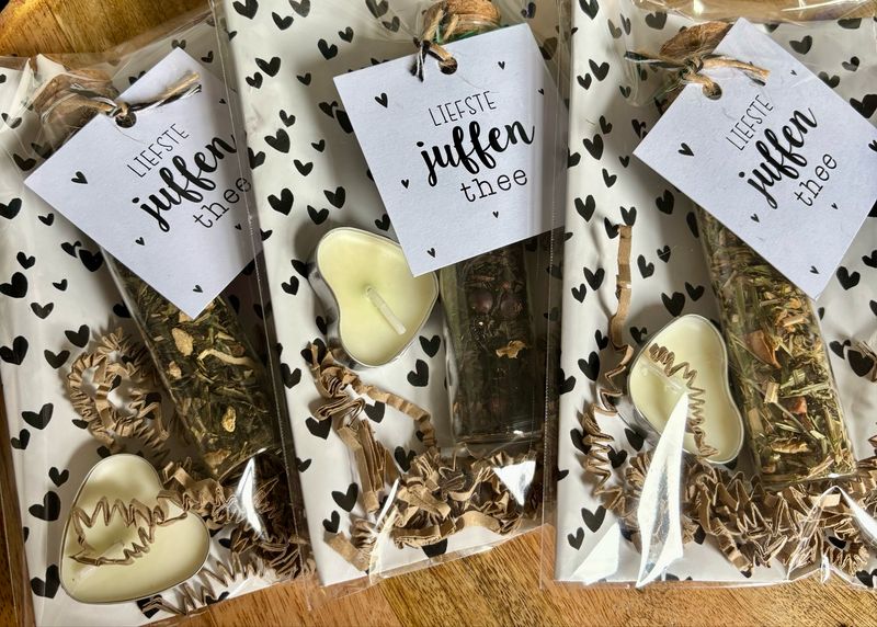Cadeaupakketje Lieve Juffen Thee Cadeaupakketje Lieve Juffen Thee