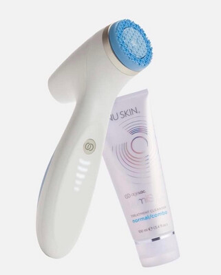 LumiSpa IO &amp; FREE Cleanser