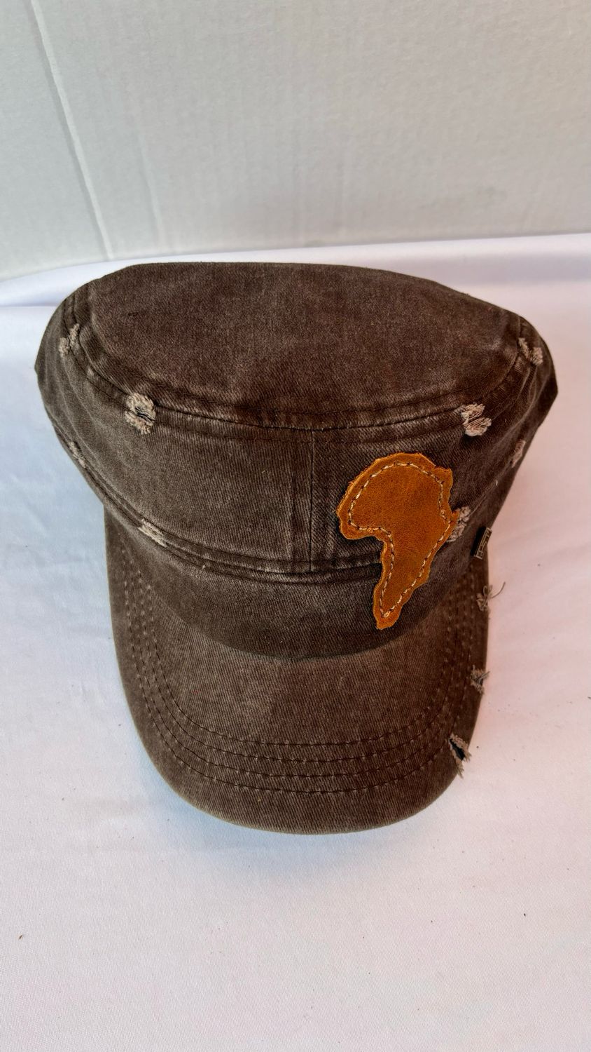 Caps