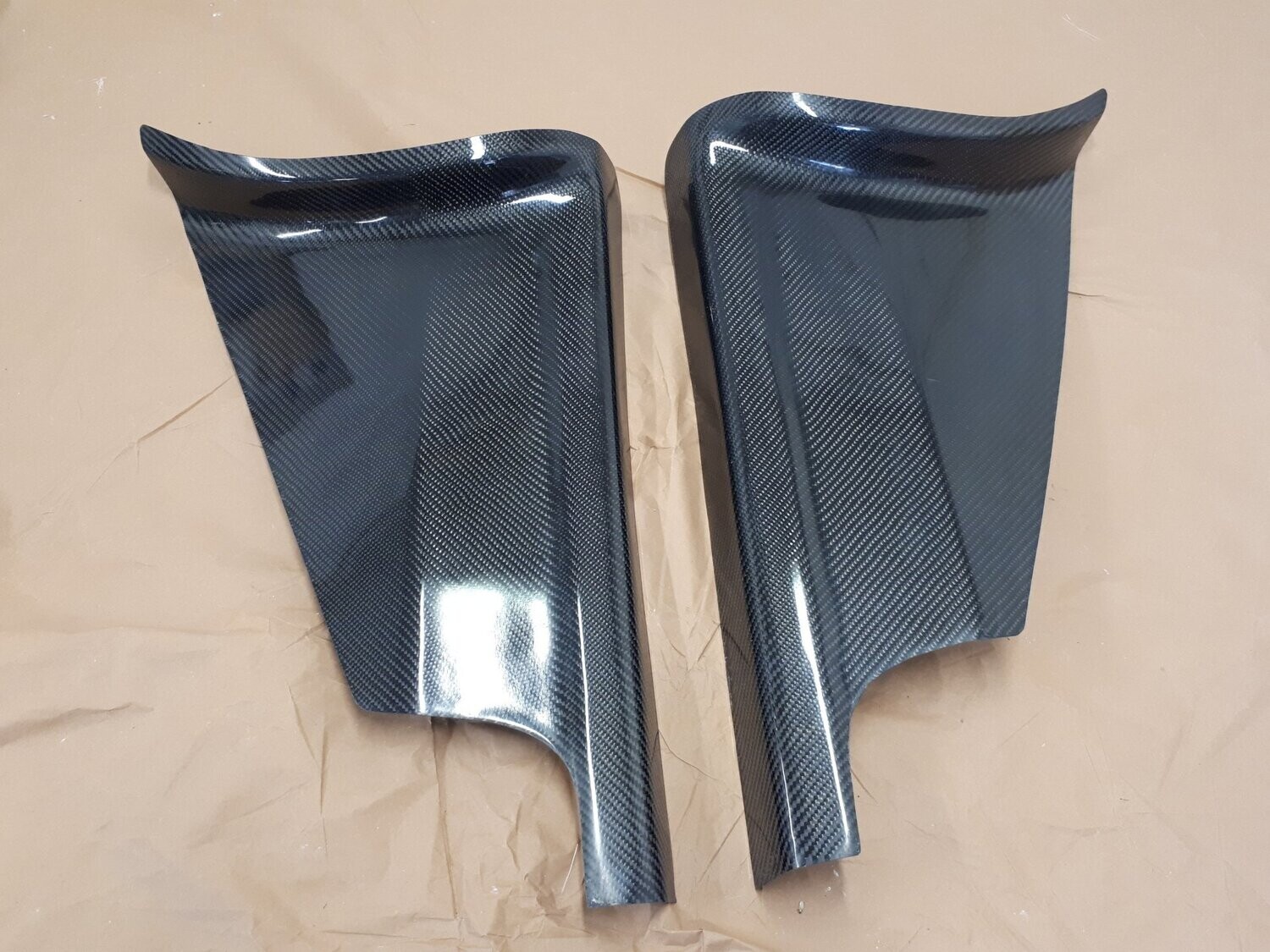 protection aile arrière saxo kit car en carbone version terre