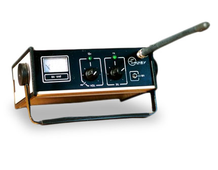 Transceptor V-UHF 5W