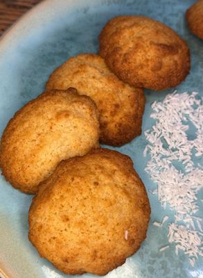 Biscuits du Rucher miel-noix de coco 100% végétal - sans gluten Biscuits du Rucher miel-noix de coco 100% végétal - sans gluten