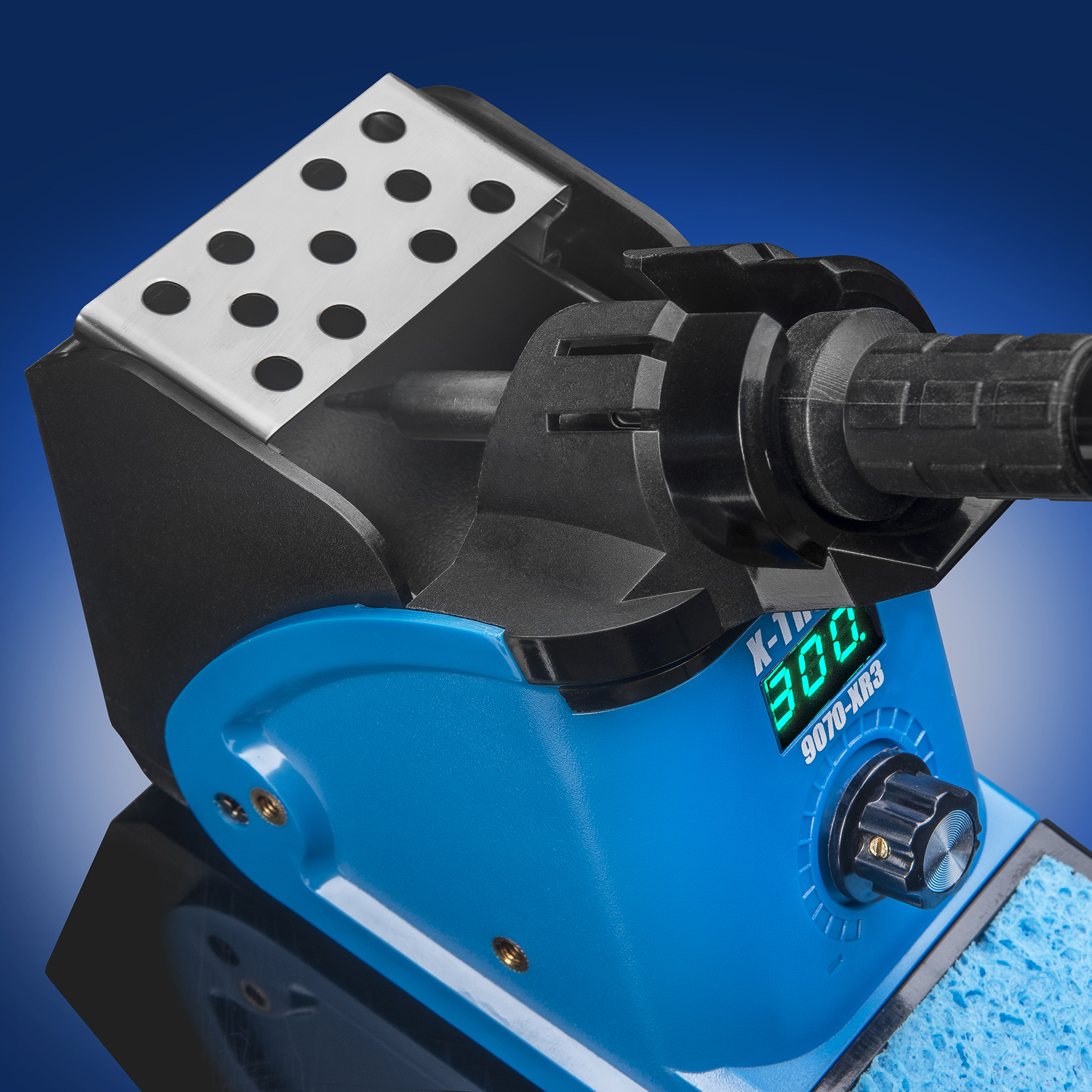 X-Tronic 9070-XR3 - 90 Watt - &quot;Fine to Medium Gauge Wire” LED Display Soldering Iron Station with Sleep, °C/°F &amp; Calibration Function