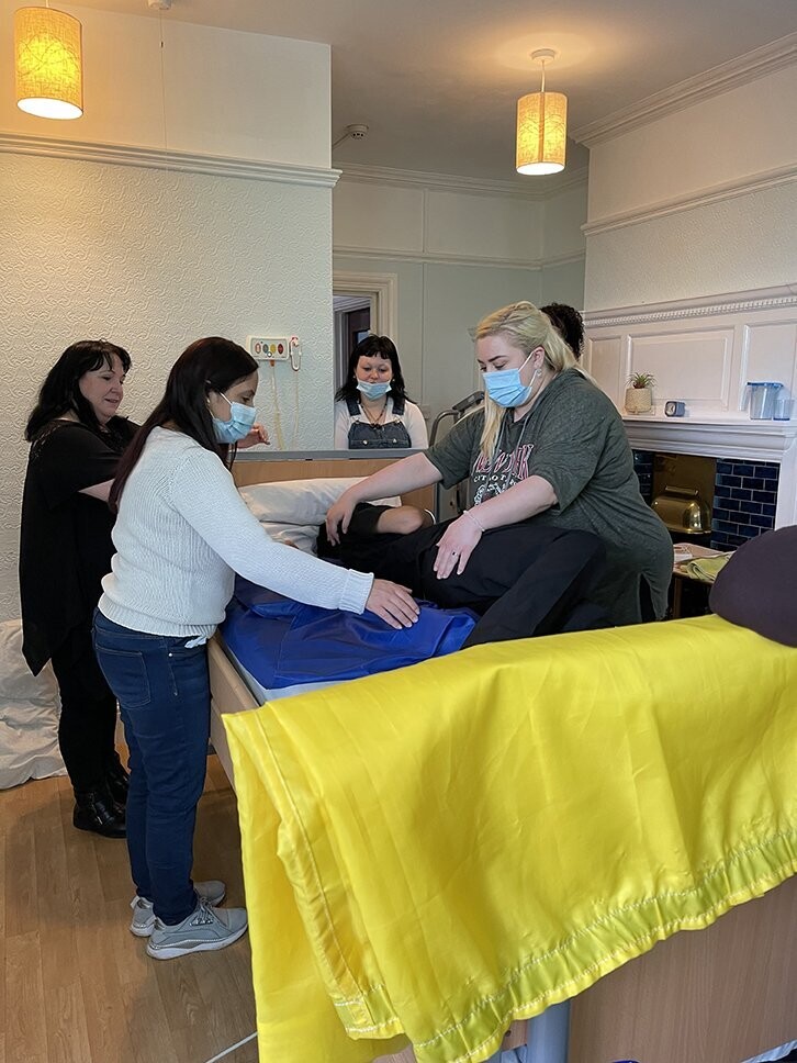 Moving and Handling of People (Refresher) - Open Course