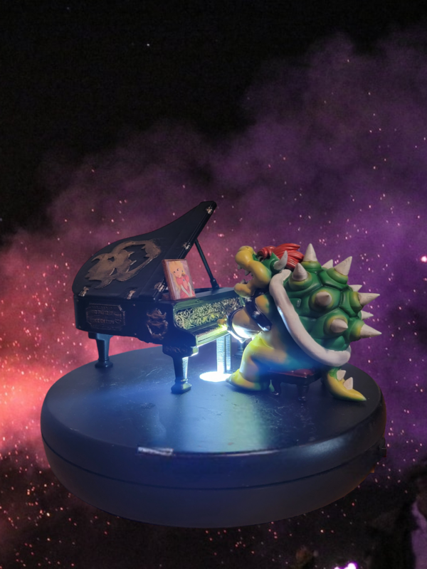Bowser with Piano! (Gold)