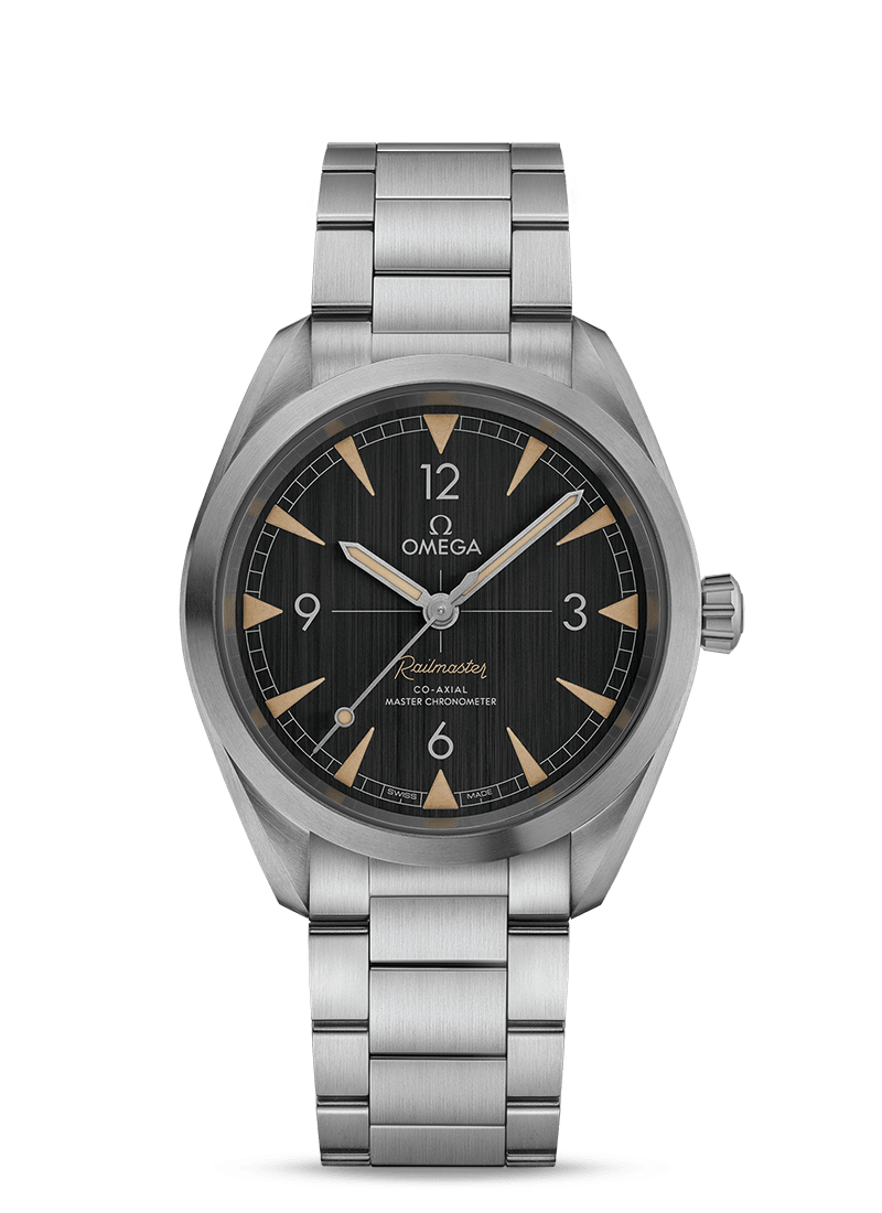 Railmaster 40mm with Black Dial in stainless Steel