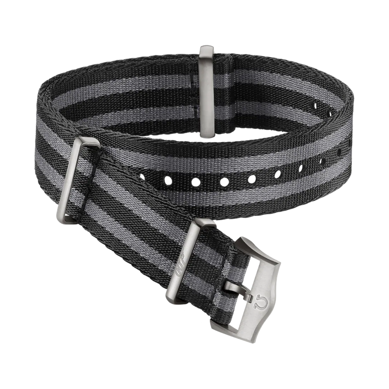 Nato Strap 20mm &quot;007 Edition&quot; Black with Grey Stripes