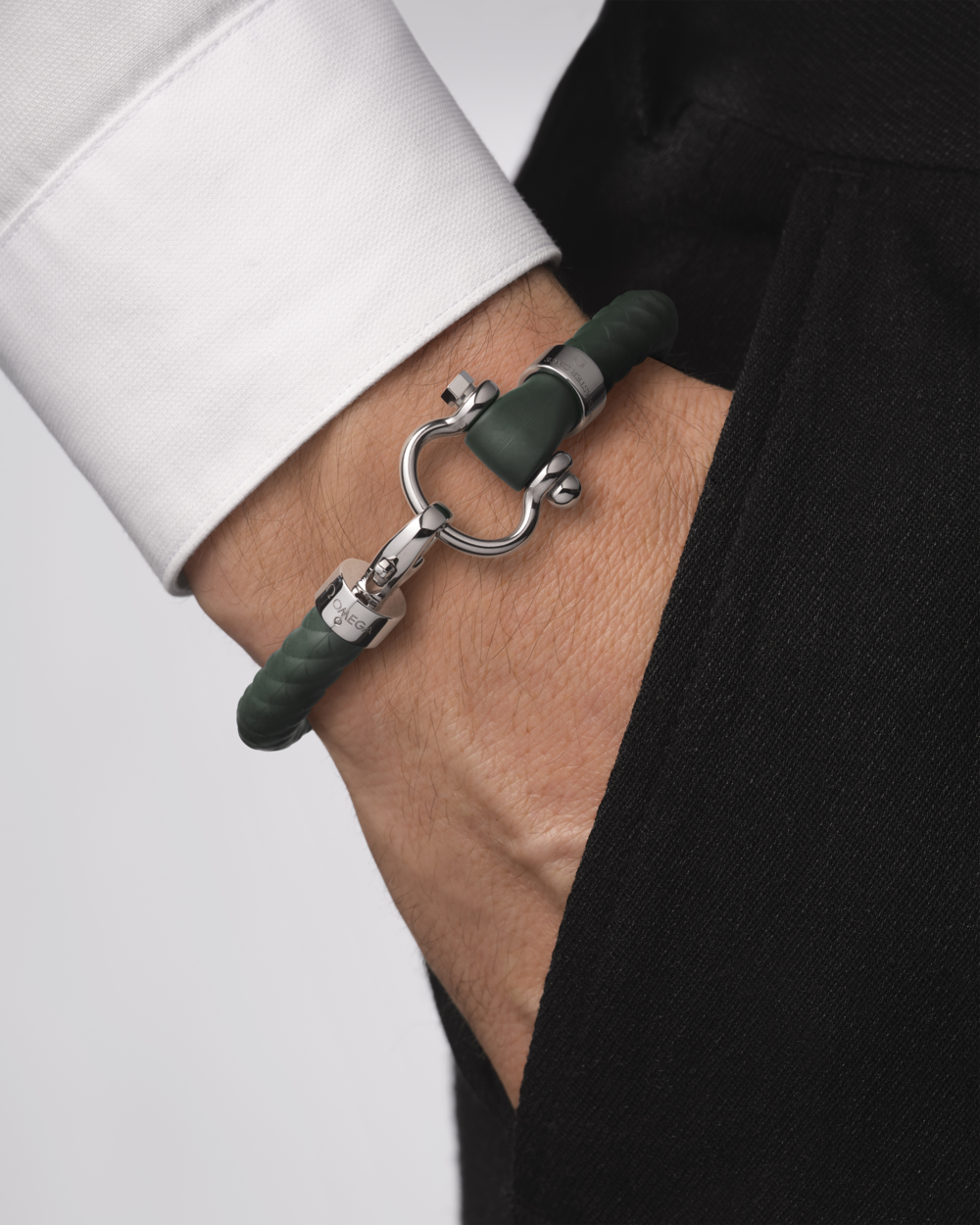 Aqua Sailing Structured Rubber Bracelet in Green